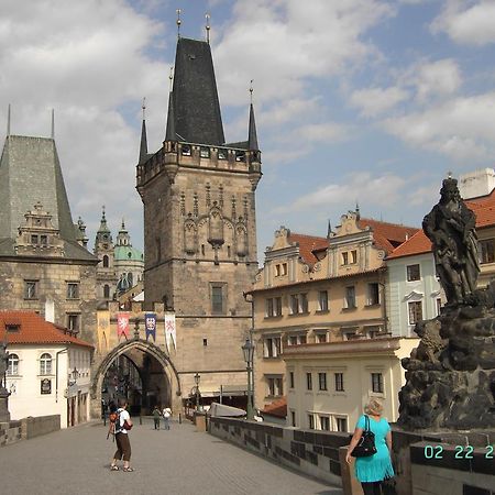 Little Town Budget Hotel Prague Exterior photo