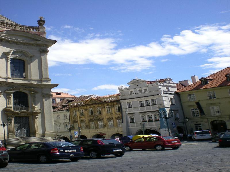 Little Town Budget Hotel Prague Exterior photo